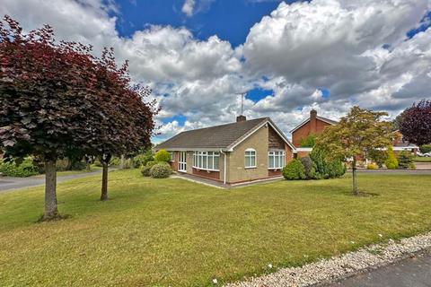 1 Copper Beech Drive, Wombourne, Wolverhampton, WV5 0LH