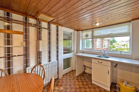 1 Copper Beech Drive, Wombourne, Wolverhampton, WV5 0LH