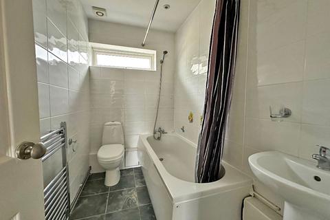 5 Maple Road, Wolverhampton, WV3 7JD