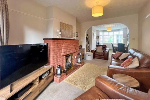 3 bedroom semi-detached house for sale, Southfield Grove, WV3 8DP