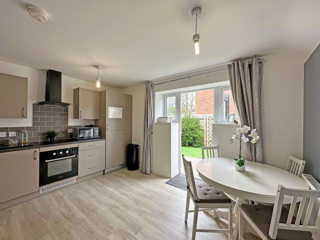 Kitchen/dining area