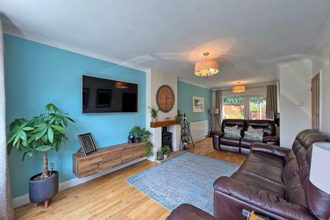 8 Horsebrook Lane, Brewood, Stafford, ST19 9EF