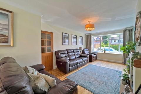 8 Horsebrook Lane, Brewood, Stafford, ST19 9EF