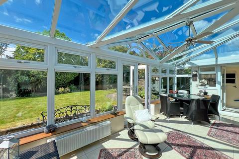 81 Cotwall End Road, Dudley, DY3 3EJ