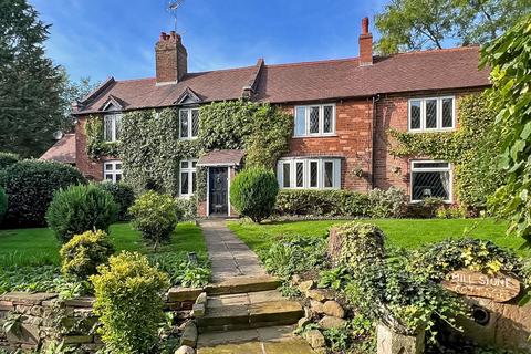 3 bedroom cottage for sale, Church Road, Tettenhall Wood, WV6