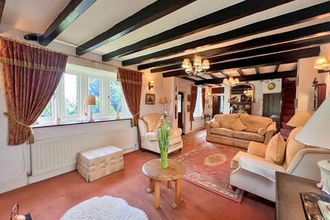 17 Church Road, Tettenhall Wood, Wolverhampton, WV6 8LJ