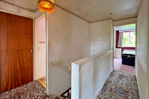 11 Bellencroft Gardens, Wolverhampton, WV3 8DU