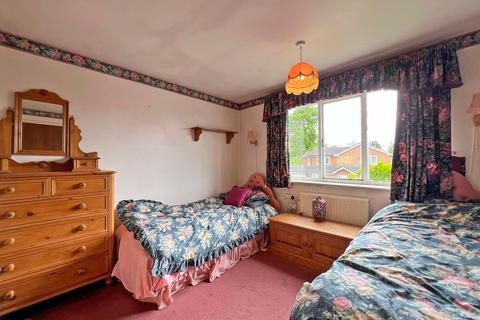11 Bellencroft Gardens, Wolverhampton, WV3 8DU