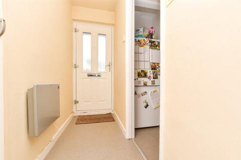 2 bedroom flat for sale, Oak Ridge, Goodwyns, Dorking, Surrey