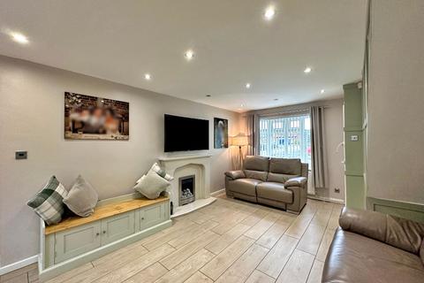 43 Forge Valley Way, Wombourne, Wolverhampton, WV5 8JP