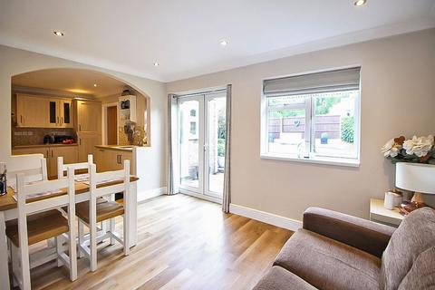70 Millfields Way, Wombourne, Wolverhampton, WV5 8JQ