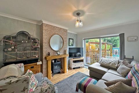 66 Billy Buns Lane, Wombourne, Wolverhampton, WV5 9BP