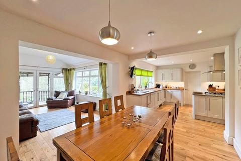 42 Baldwin Way, Swindon, Dudley, DY3 4PF