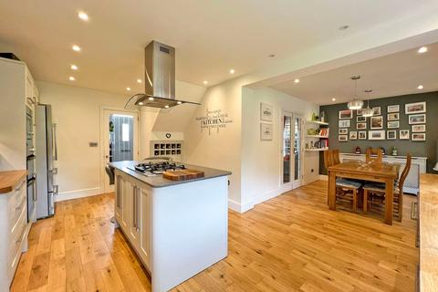 42 Baldwin Way, Swindon, Dudley, DY3 4PF
