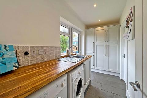 42 Baldwin Way, Swindon, Dudley, DY3 4PF