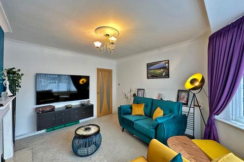31 Bramber Drive, Wombourne, Wolverhampton, WV5 8EQ