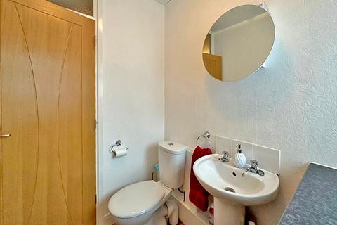 31 Bramber Drive, Wombourne, Wolverhampton, WV5 8EQ