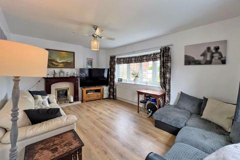 16 The Nurseries, Coven, Wolverhampton, WV9 5BZ