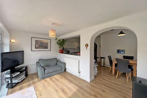 16 The Nurseries, Coven, Wolverhampton, WV9 5BZ