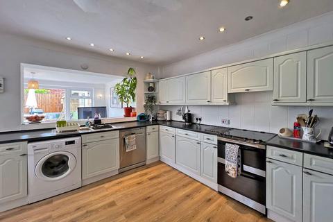 16 The Nurseries, Coven, Wolverhampton, WV9 5BZ