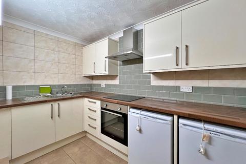 1 bedroom flat for sale, Beechwood Court, Corfton Drive, TETTENHALL