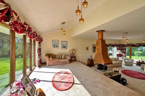 Stratton Court Long Common, Claverley, Wolverhampton, WV5 7AX