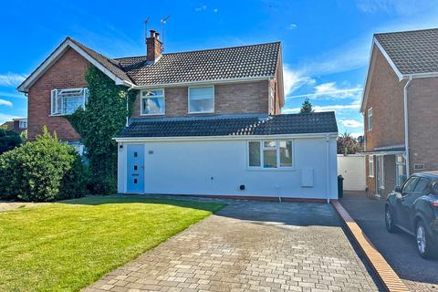 3 bedroom semi-detached house for sale, Giggetty Lane, Wombourne, WV5