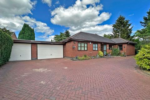 4 bedroom bungalow for sale, Ounsdale Road, Wombourne, WV5