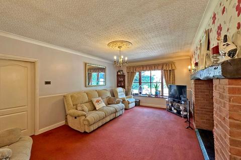 4 bedroom bungalow for sale, Ounsdale Road, Wombourne, WV5