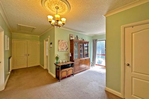 4 bedroom bungalow for sale, Ounsdale Road, Wombourne, WV5