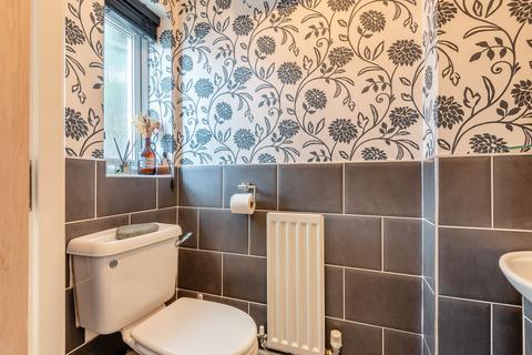 24 Cygnet Court, Wombourne, Wolverhampton, WV5 0NN