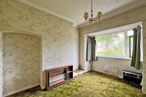 98 Burland Avenue, Wolverhampton, WV6 9JL