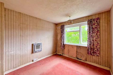 98 Burland Avenue, Wolverhampton, WV6 9JL