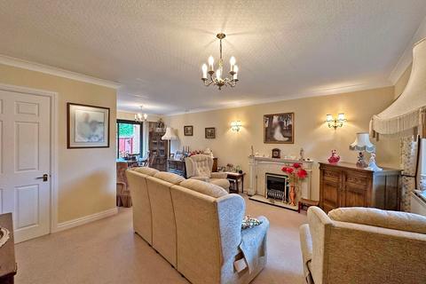 2 bedroom terraced house for sale, Highgrove, Tettenhall, WV6