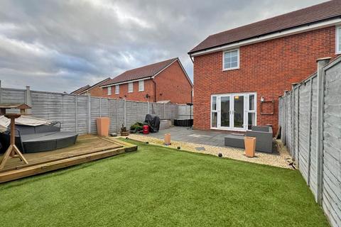 2 bedroom semi-detached house for sale, Goodwood Drive, Wolverhampton, WV10