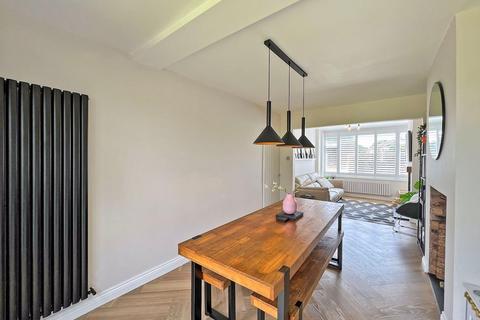 81 Blackburn Avenue, Wolverhampton, WV6 9JT