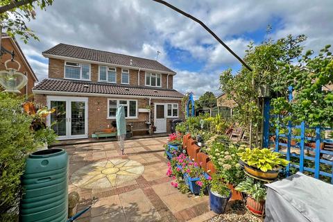 4 bedroom detached house for sale, Farleigh Drive, CASTLECROFT