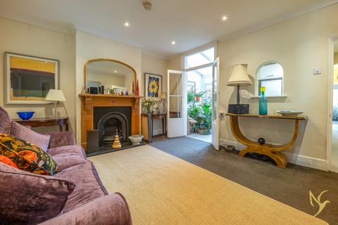 80 Flag Meadow Walk, Worcester, WR1 1QU