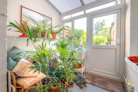 80 Flag Meadow Walk, Worcester, WR1 1QU
