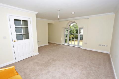 1 bedroom flat for sale, The Limes, The Street, Acle, Norwich, NR13