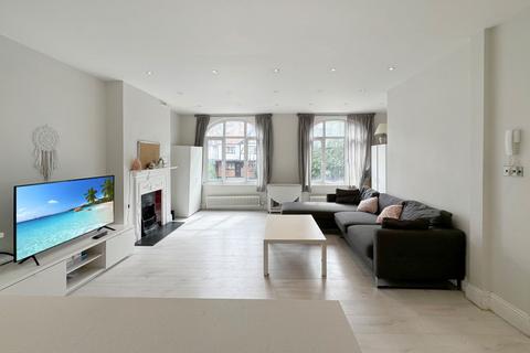 3 bedroom flat for sale, Finchley Road, London NW11