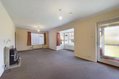 6 Barnfield Close, Braunton, EX33 2HL