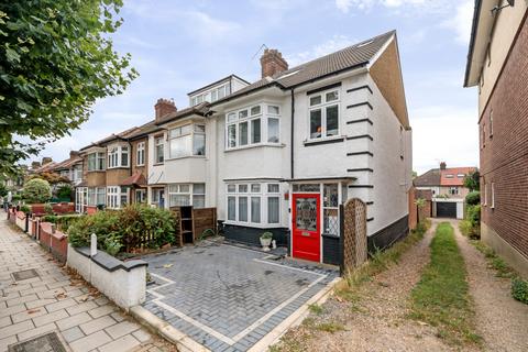 5 bedroom end of terrace house for sale, Boston Manor Road, Brentford, Middlesex