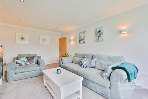 20 Abbots Croft, Whalley, Clitheroe, BB7 9RR