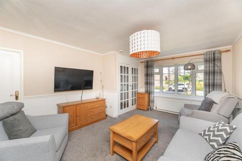 65 Cambridge Drive, Otley, LS21 1DD
