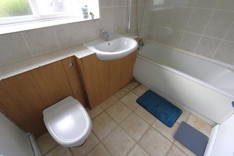 2 bedroom ground floor flat for sale, Heatherfield, Bolton, BL1