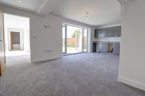 8 bedroom link detached house for sale, Stamford Road, Southport PR8