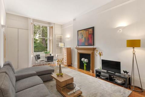 1 bedroom end of terrace house for sale, Queen's Gate, London