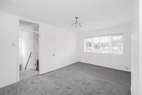 2 bedroom maisonette for sale, Heathfield, North Chingford