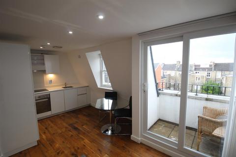 2 bedroom flat to rent, Regal Court, 159-169 Malvern Road, London NW6